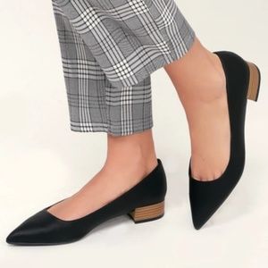 Vegan low pointed-toe heels